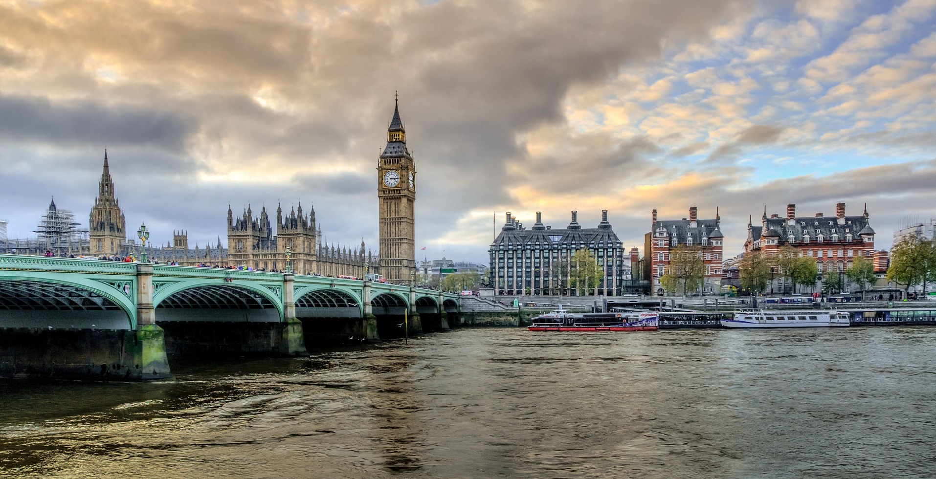 view of Big Ben and Thames in London